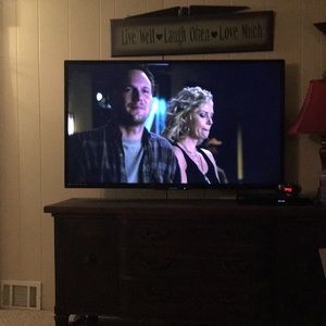 Meet your Posher, Laurie